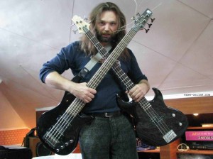Олег Кубраков (бас)