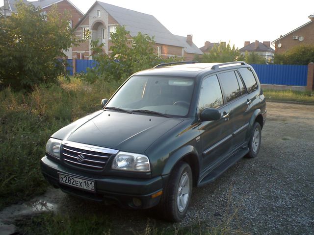 Suzuki grand vitara XL-7.jpg